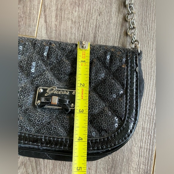 Guess Vintage y2k mini purse, long strap, black sequence and quilted - Picture 12 of 14